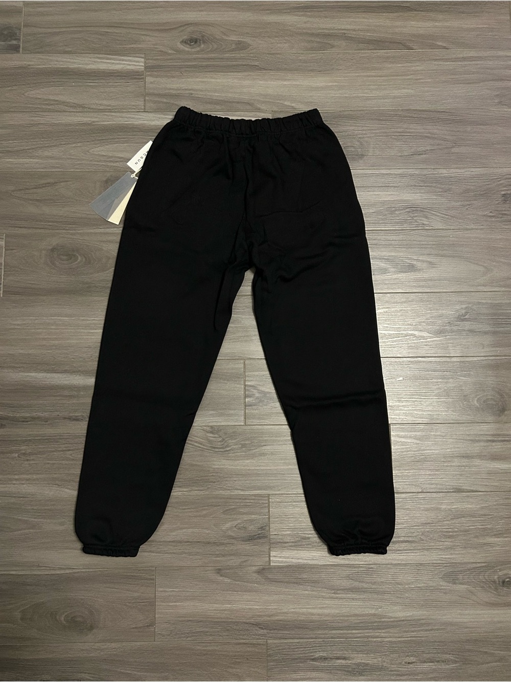 Essentials Fear of God Jet Black Cuffed Sweatpants Brand New - Picture 2 of 5